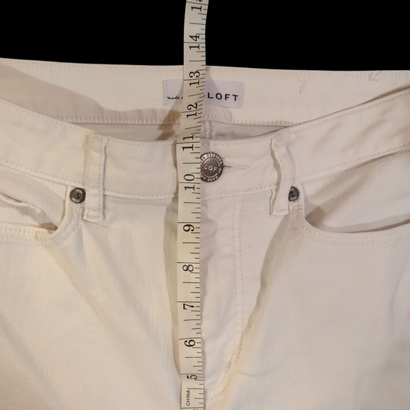 Women's White Flared Jeans - Picture 5 of 8